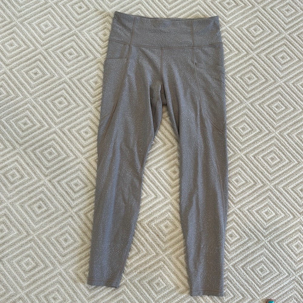 Athleta size medium leggings